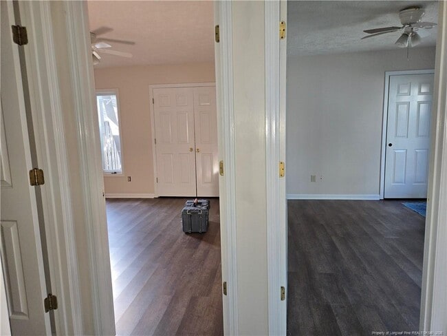 Building Photo - 185 Cranes Cove