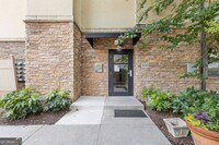 Building Photo - 2230 Cheshire Bridge Rd NE