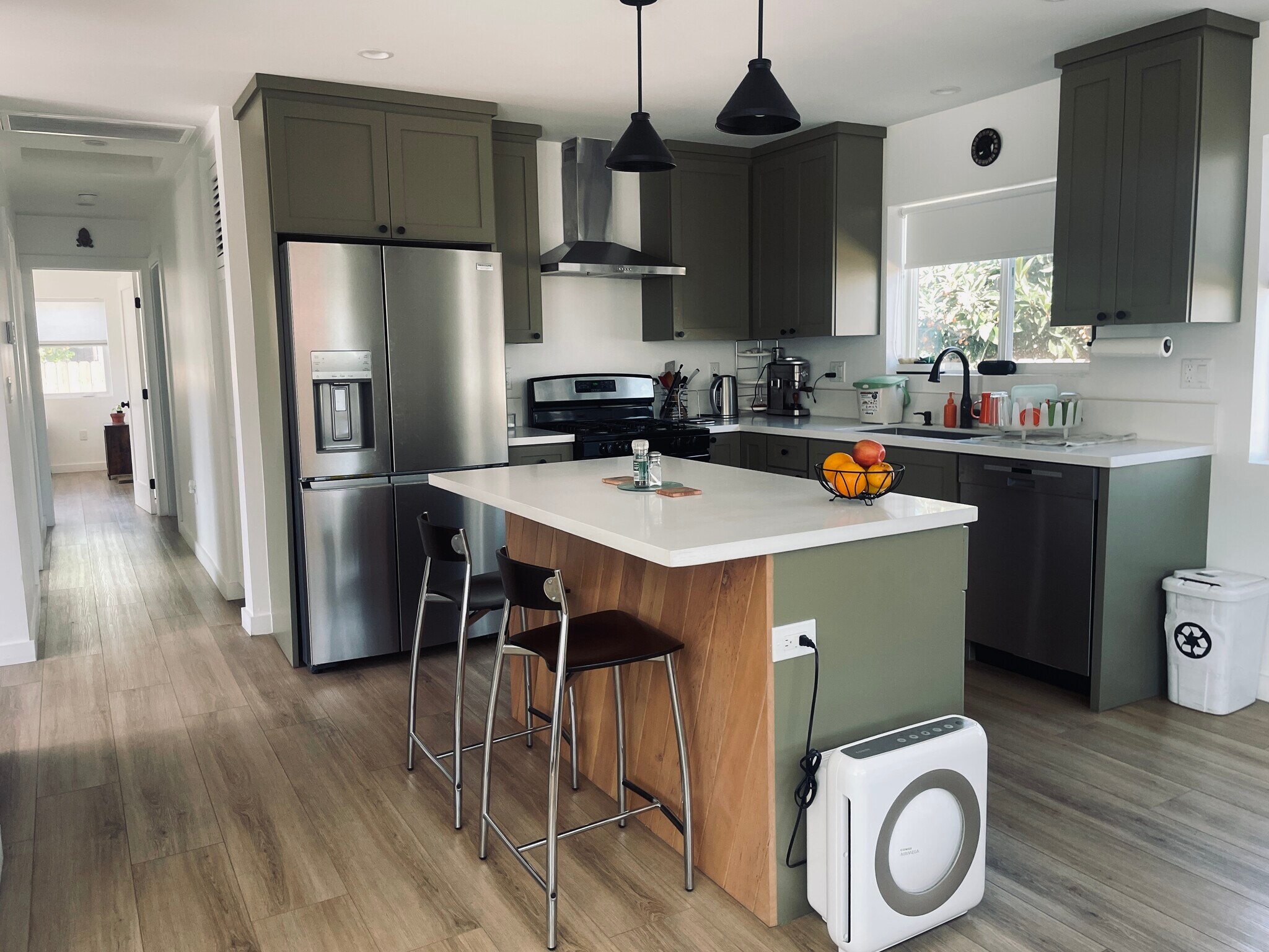 Building Photo - 5323 Templeton St