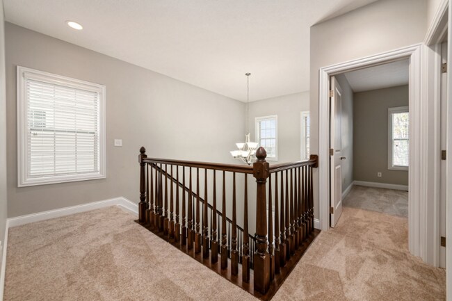 Building Photo - 4184 Hobbs Landing Dr W