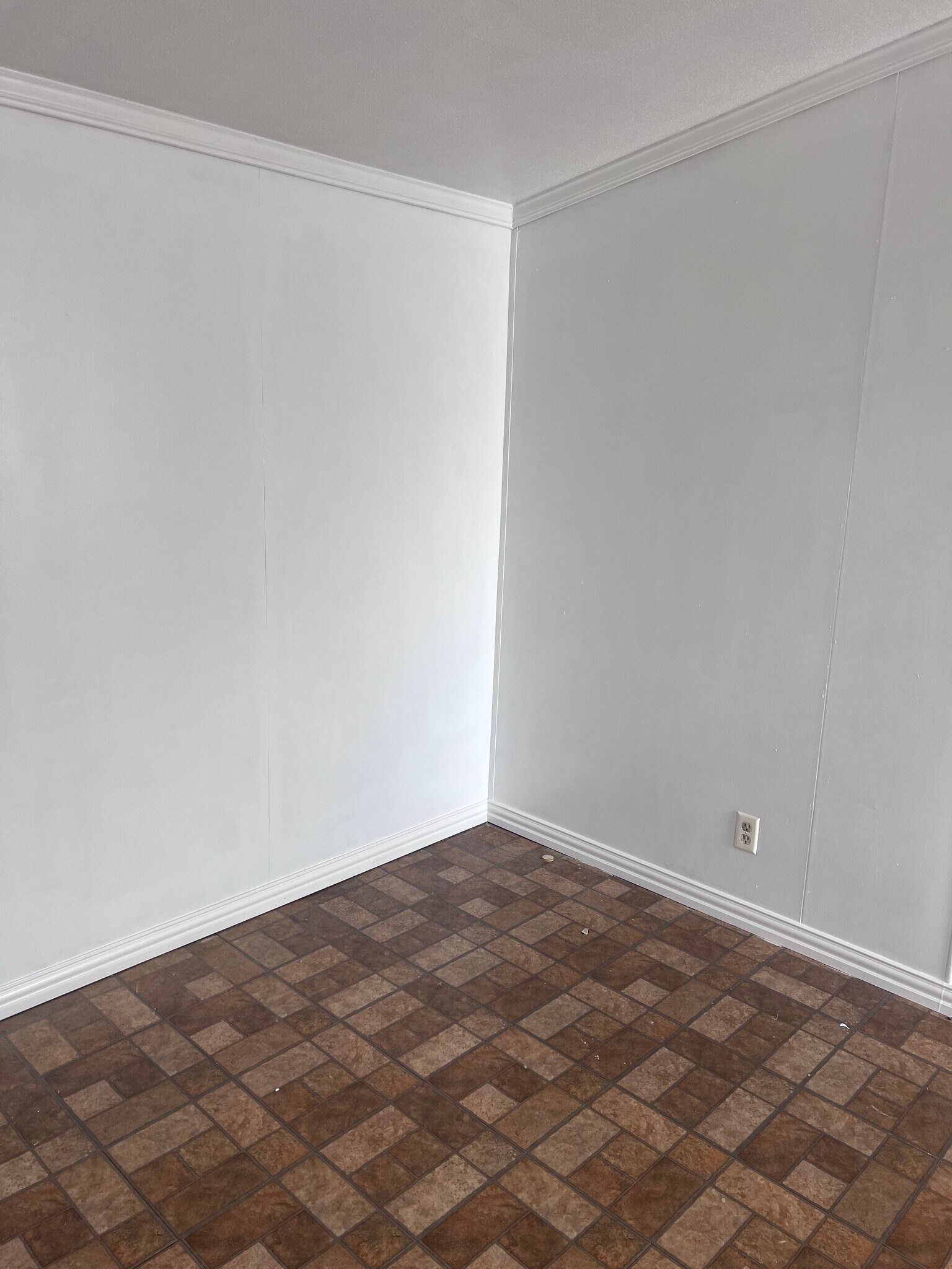 Building Photo - 6209 Angle Dr