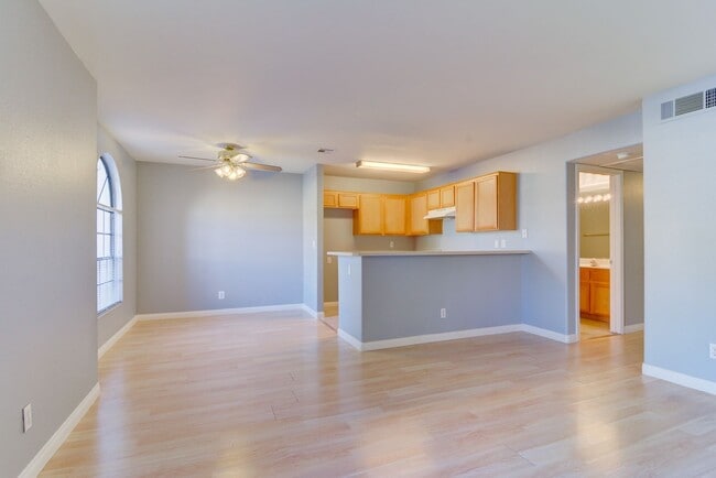 Building Photo - 2974 Juniper Hills Blvd