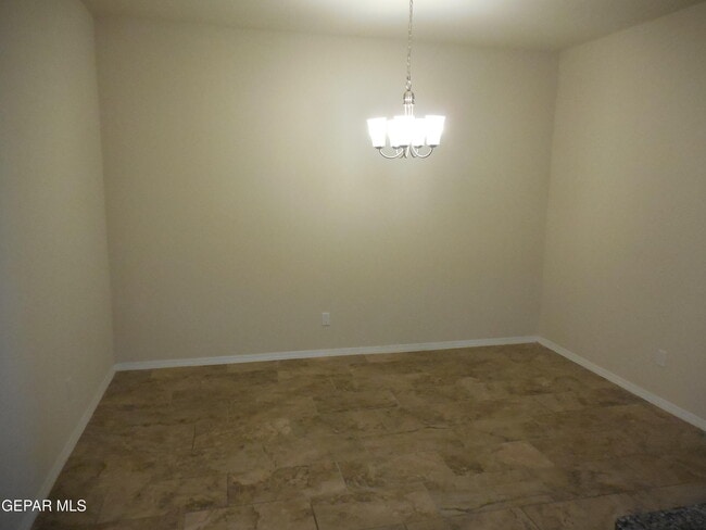 Building Photo - 7316 Glacier Dr