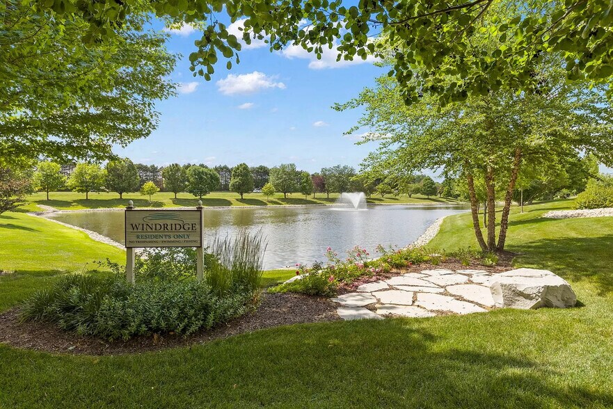 Building Photo - 2503 Sheehan Dr