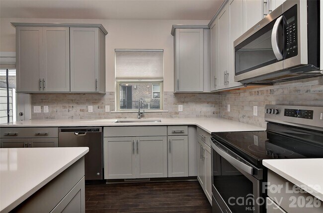 Building Photo - 13047 Tinton Ave