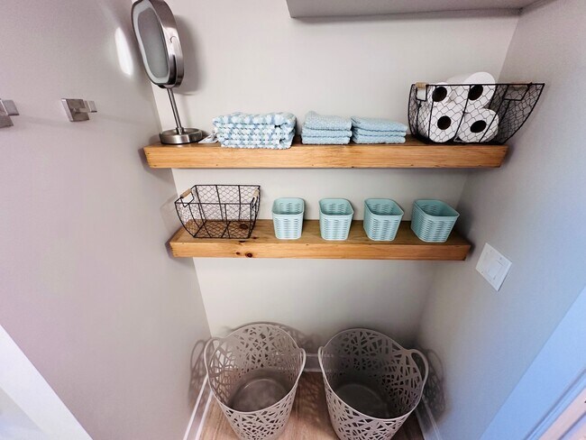 Building Photo - 555 Gulf Way