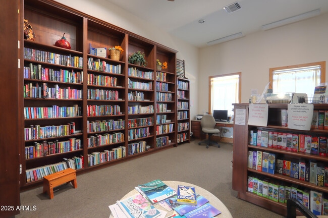 Building Photo - 1412 N Desert Willow St