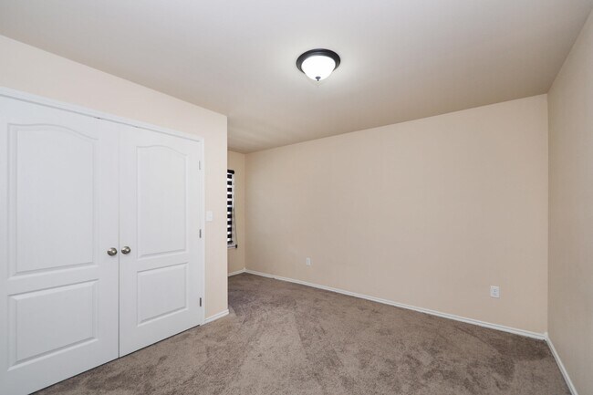 Building Photo - 5609 Montevista Dr