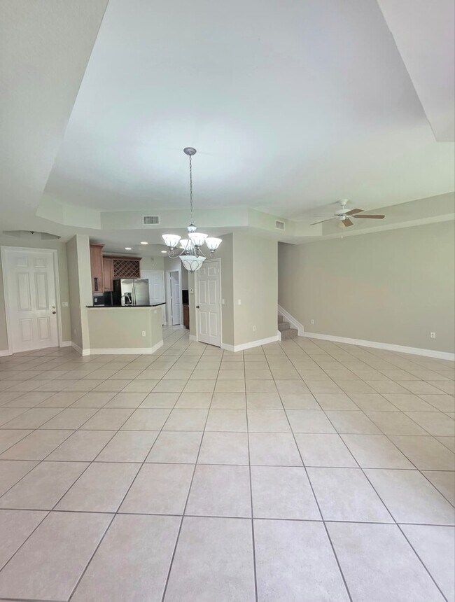 Building Photo - 9822 Quinta Artesa Way