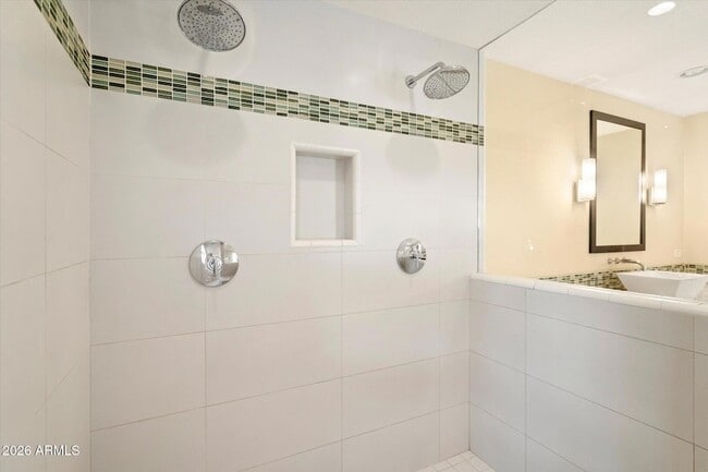 Building Photo - 11414 N 54th Pl