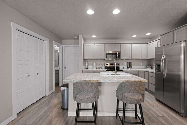 Building Photo - 2476 E Blue Tick St
