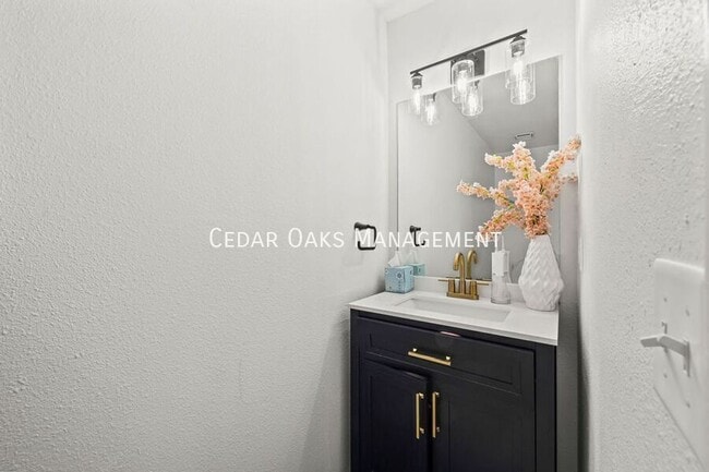 Building Photo - 5809 Samantha St