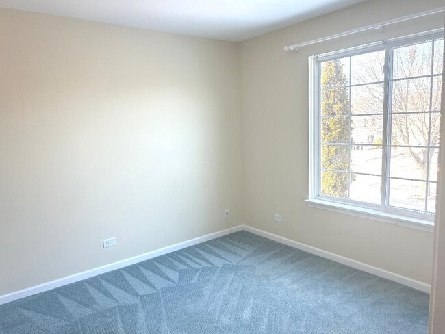 Building Photo - 3184 Impressions Dr