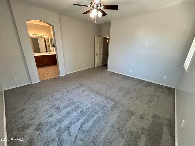 Building Photo - 7010 S 37th Glen