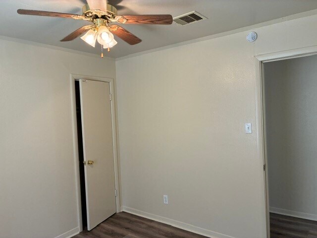 Building Photo - 1805 Thelma Ln