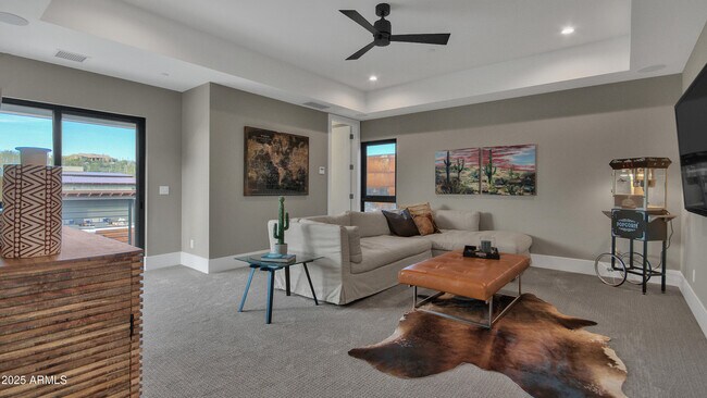 Building Photo - 6525 E Cave Creek Rd