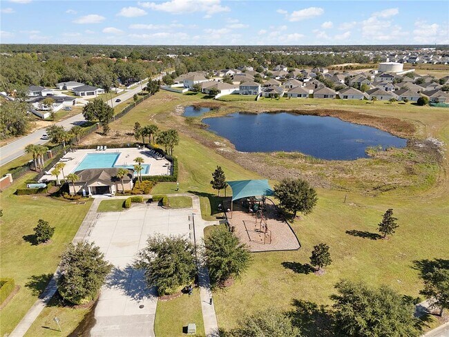 Building Photo - 110 Claire Ln