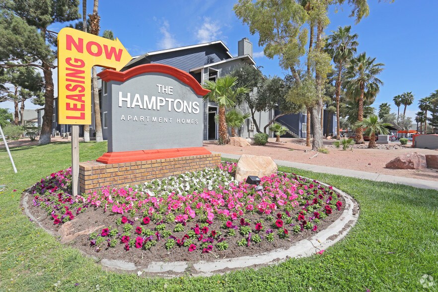 The Hamptons 3070 S Nellis Blvd Las Vegas NV 89121 Apartment Finder