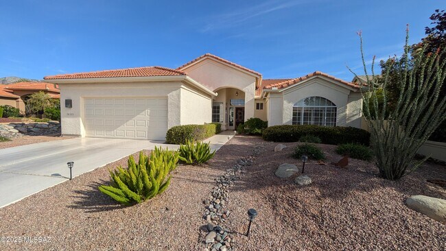 Building Photo - 38325 S Mountain Site Dr
