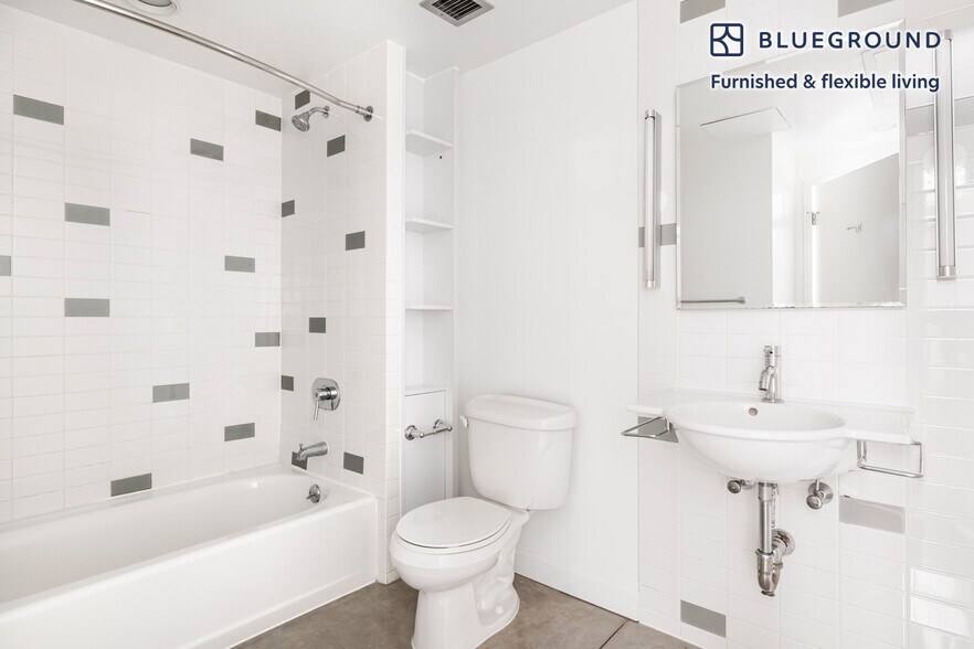 Building Photo - 23 Sidney St