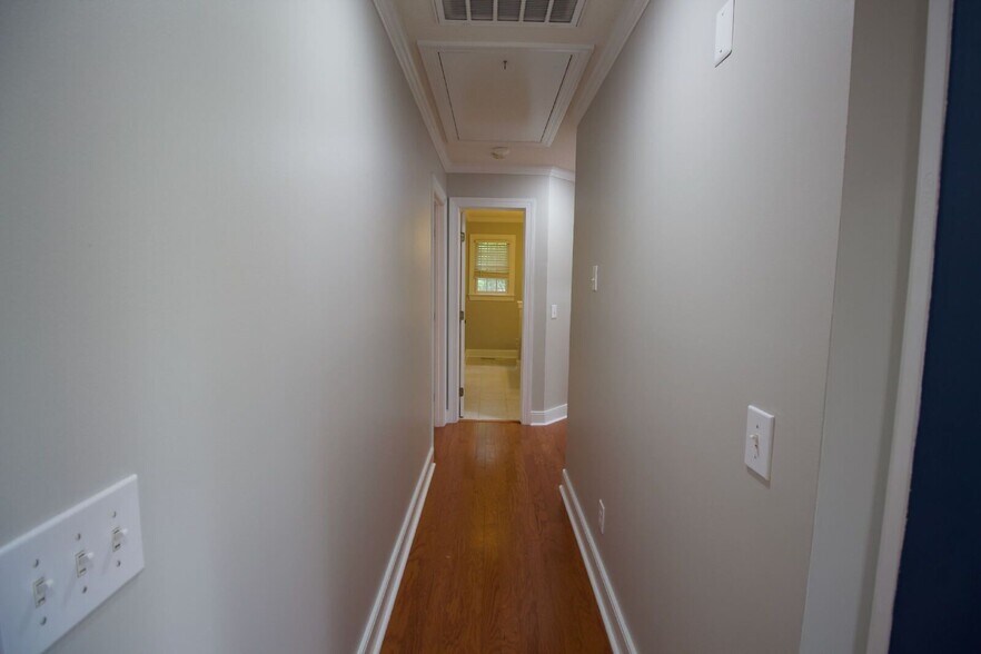 Building Photo - 4407 Treetops Cir