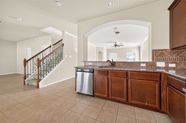 Building Photo - 23527 Jasmine Terrace Dr
