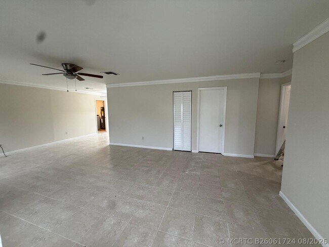 Building Photo - 2289 Southeast Carnation Road