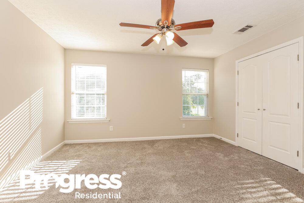 Building Photo - 3208 Sailmist Point