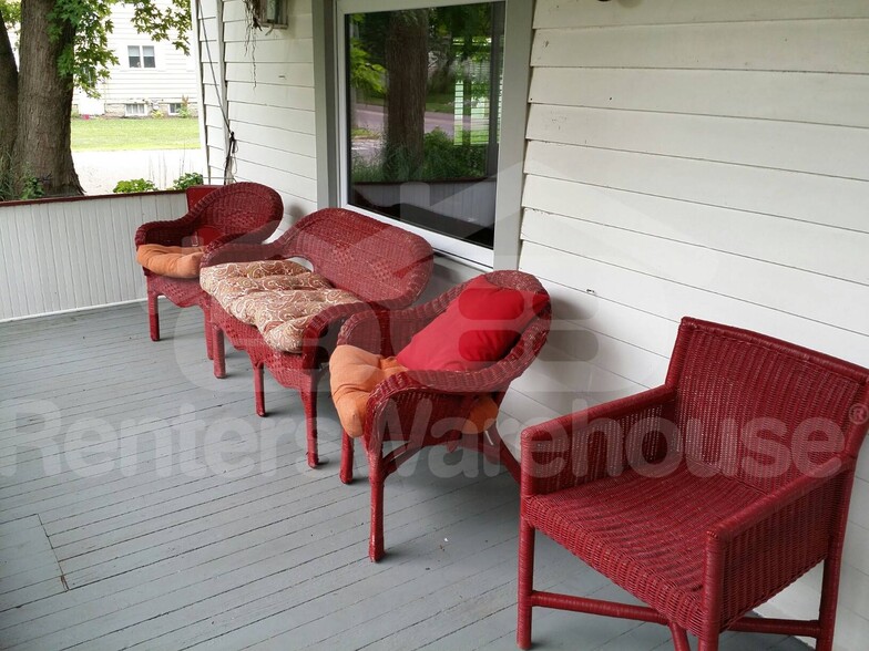 Building Photo - 1303 2nd St