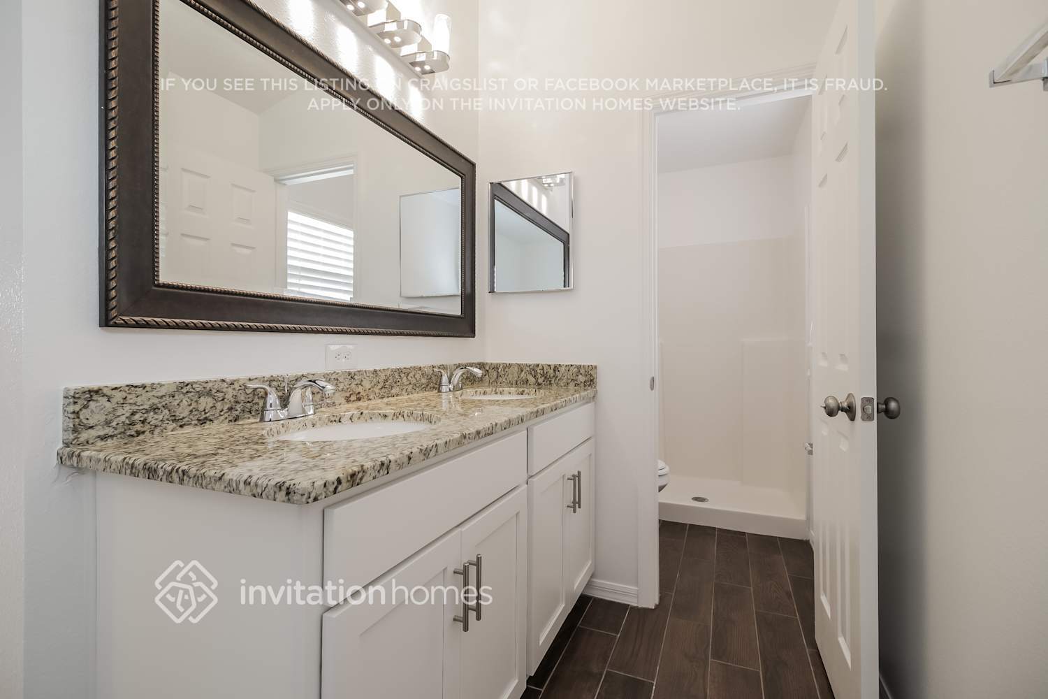 Building Photo - 1651 Corner Meadow Cir