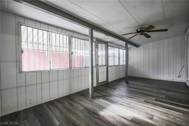 Building Photo - 612 N Bruce St