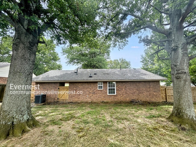 Building Photo - 3570 Shadow Oaks Pkwy