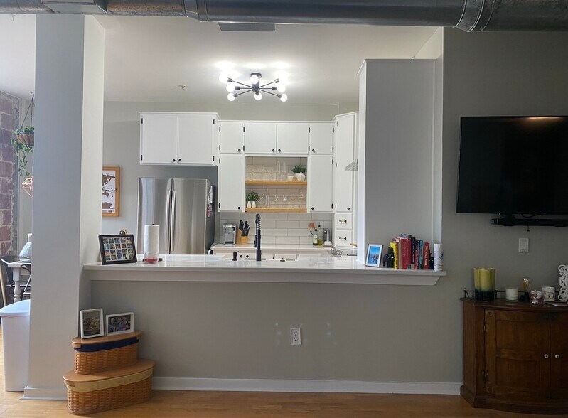 Building Photo - 800 Peachtree St NE