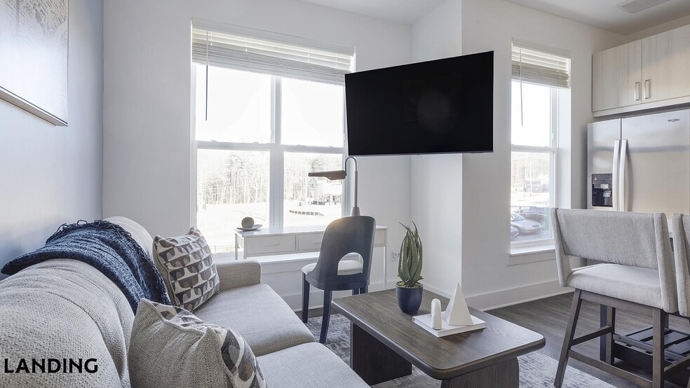 Building Photo - 44 Braves Ave