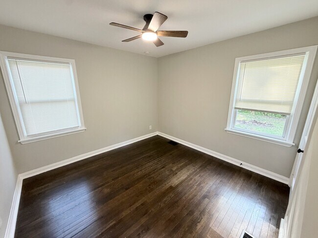 Building Photo - 34 Gambier Cir