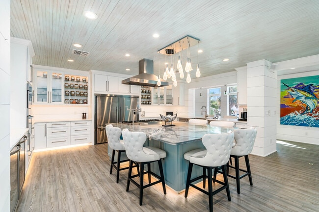 Building Photo - 113-112 12th Ave