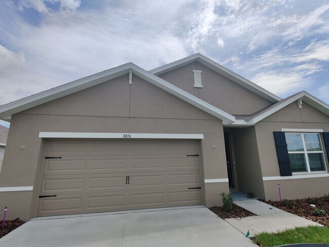Building Photo - 8851 Bower Bass Cir