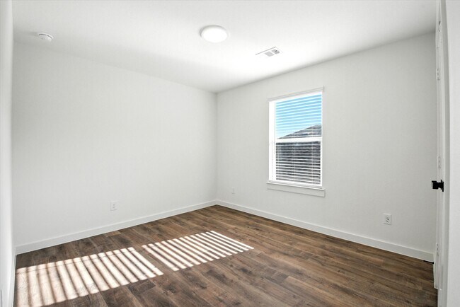 Building Photo - 1794 Peach Creek Dr