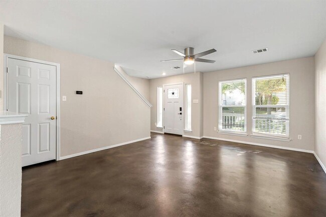 Building Photo - 284 Michaelis Rd