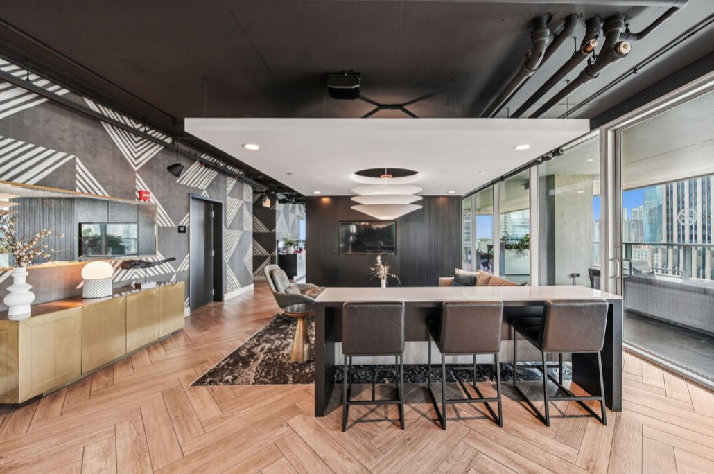 Building Photo - 198 E Illinois St