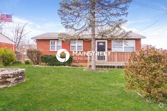 Building Photo - 9412 Titan Dr