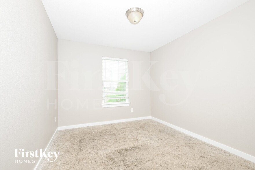 Building Photo - 9935 Rio Doso Dr
