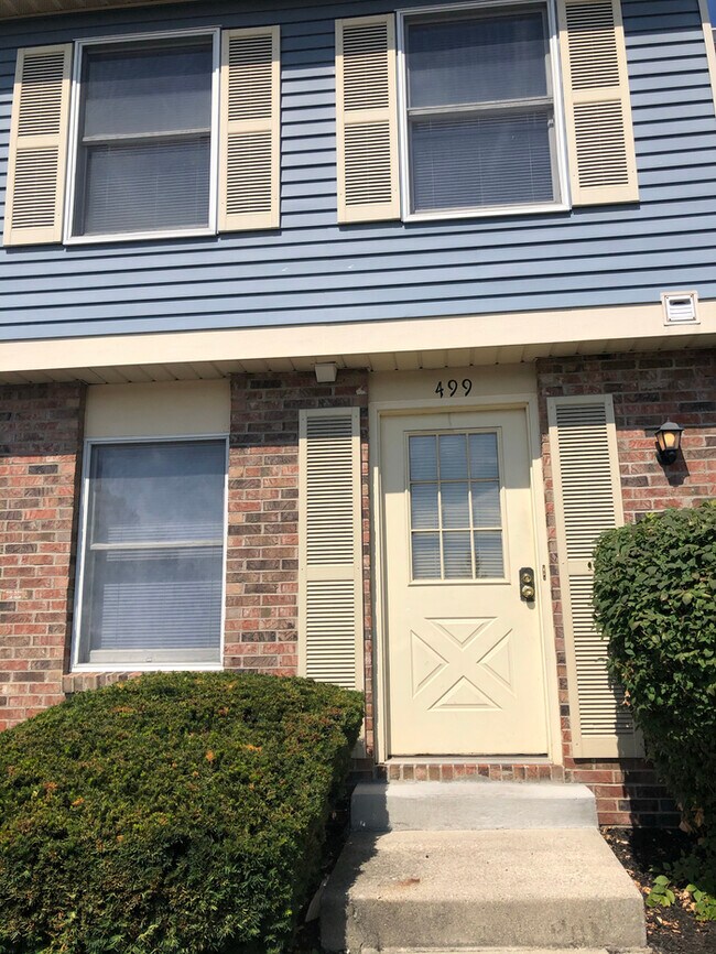 Primary Photo - Townhome with basement!