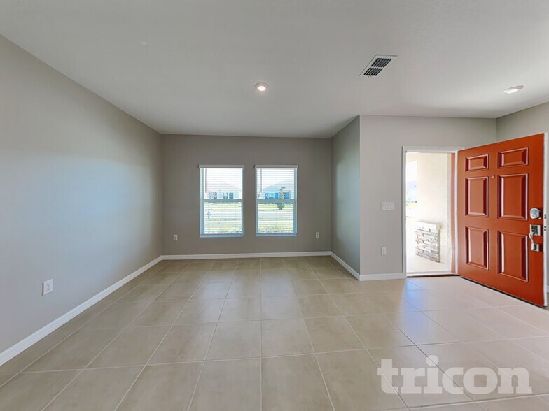 Building Photo - 252 Garnet Ave