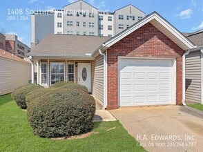 Building Photo - 1408 Southern Gardens Dr