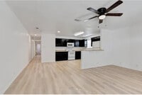 Building Photo - 403 N Burdette Ave