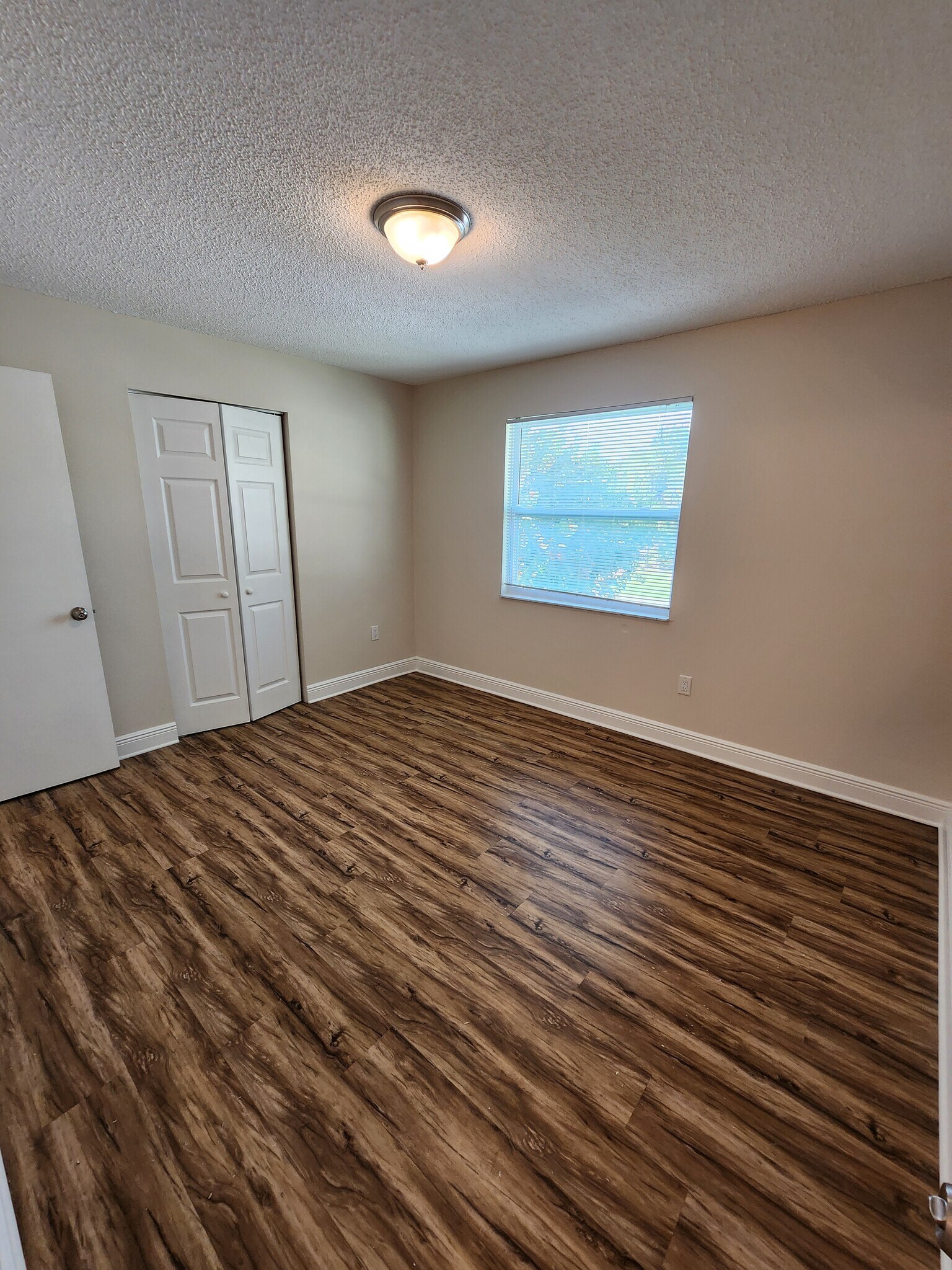 Master bedroom - 409 80th St