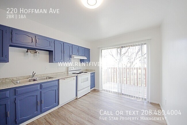 Building Photo - 220 Hoffman Ave