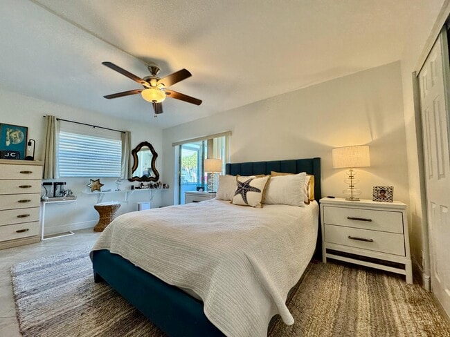 Building Photo - 530 Normandy Ln