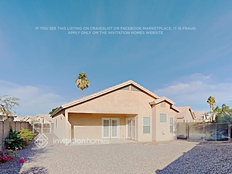 Building Photo - 2509 N Silverado